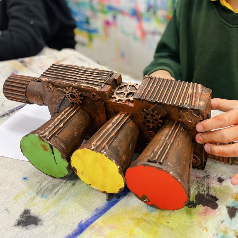 children creating art at Wonderlab Kids in epping